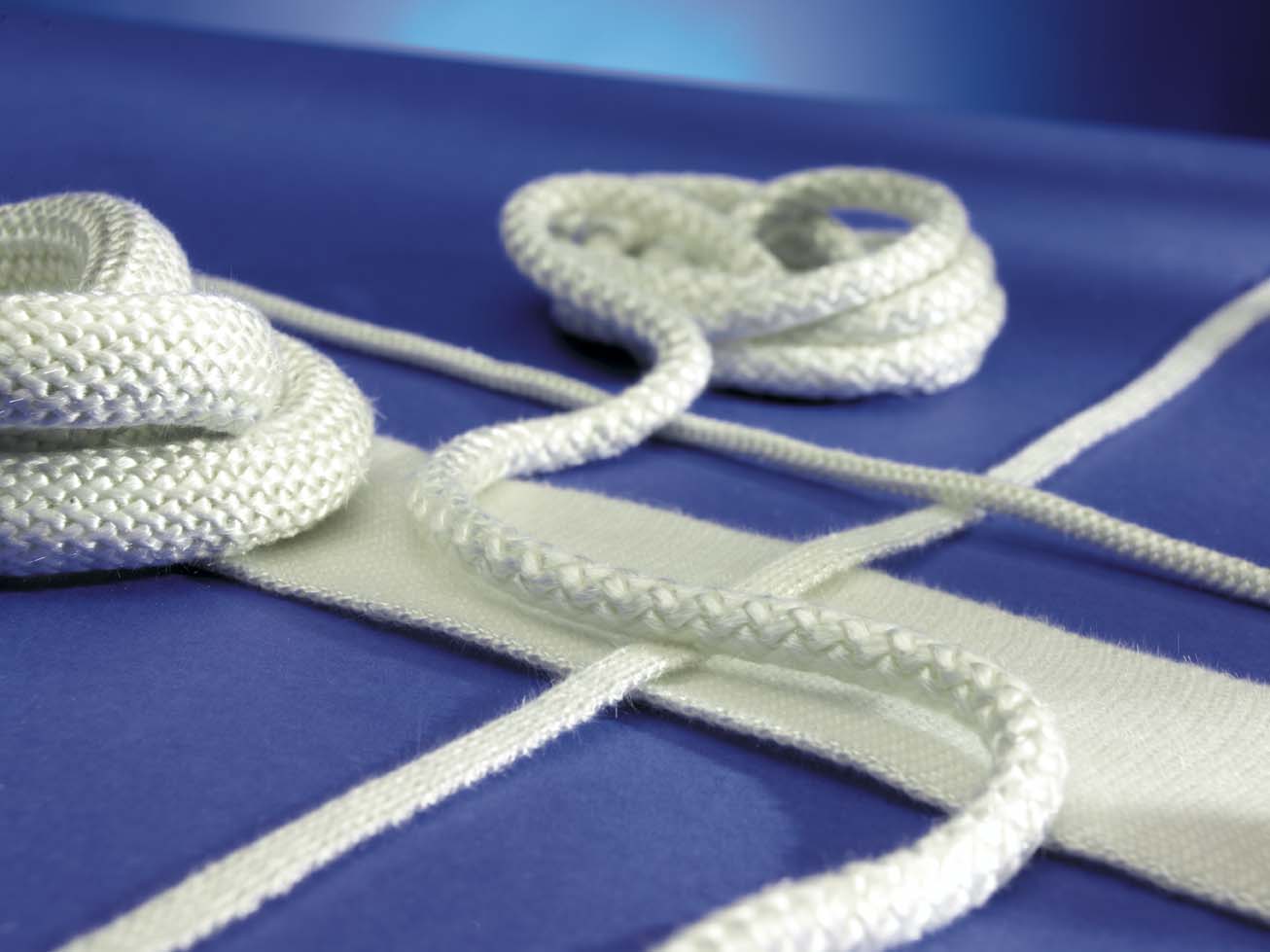 Thermapad Braided Soft Glass Packing - White - Round Section Door Seal - The Seal Extrusion Company LTD